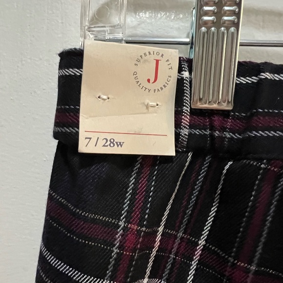 NWT ❤️ Jofit Plaid Women’s Pants - Black and Red - Picture 5 of 5